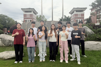 装饰专业学子在2025年“鲁班杯”全国高校数字孪生创新应用大赛中荣获佳绩