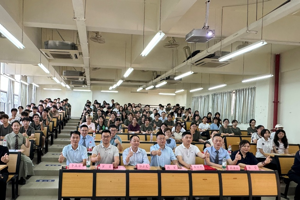 筑梦设计·启航未来 | 智能建造与设计学院举行2025级 建筑室内设计新生入学专业教育大会