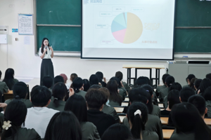 开启数字创意新征程 | 智能建造与设计学院数字媒体技术专业举行2025级新生入学专业教育大会
