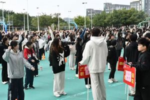 寒风凌冽，却吹不散少年热血！我院省级体质健康抽测开测